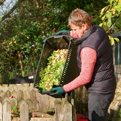 Bosch Turbinenhäcksler AXT 25 TC (2.500 W; geeignet für Holz und harte Gartenabfälle; integrierte Fangbox 53 l; in Karton)