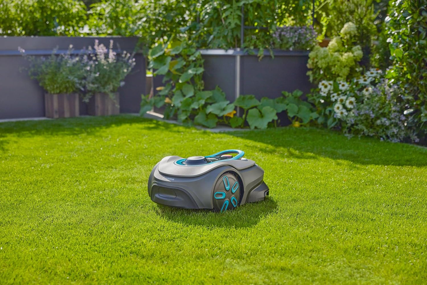 Gardena SILENO Free 1100 m² kabelloser Mähroboter, App & LONA